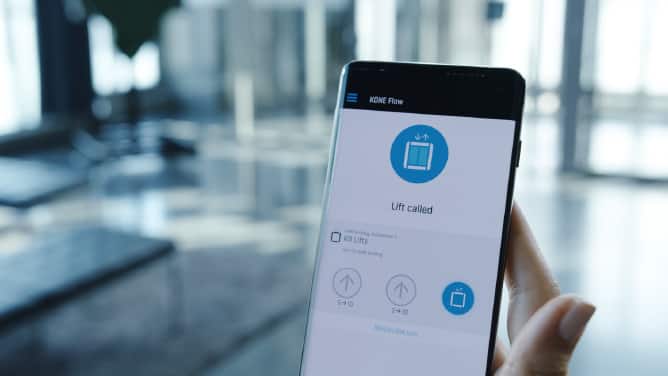 DigitalServices_landing_page_image7_elevator_call