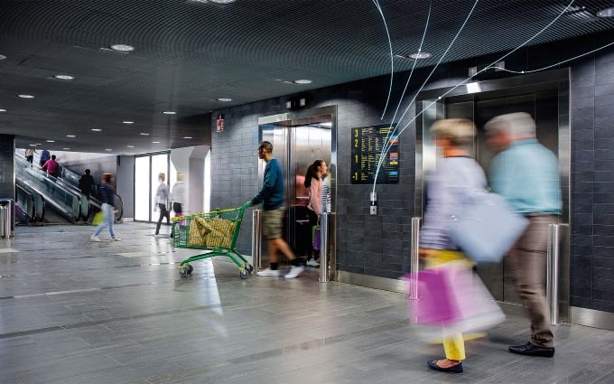 img_kaari-elevator-lobby-people-flow-HR_datalines_small-680x425