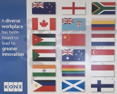 img_flag-wall