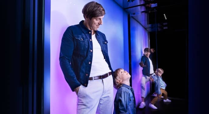 img_KONE_Elevator_Music_Man_and_Child_Hires-688x376